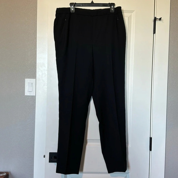 NWT-Chico’s relaxed tapered pants - Picture 3 of 13